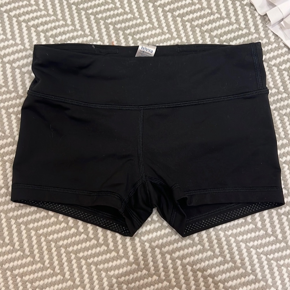 Iviva booty shorts
